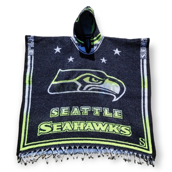 Seattle Seahawks Hooded Poncho - Picture 3 of 3